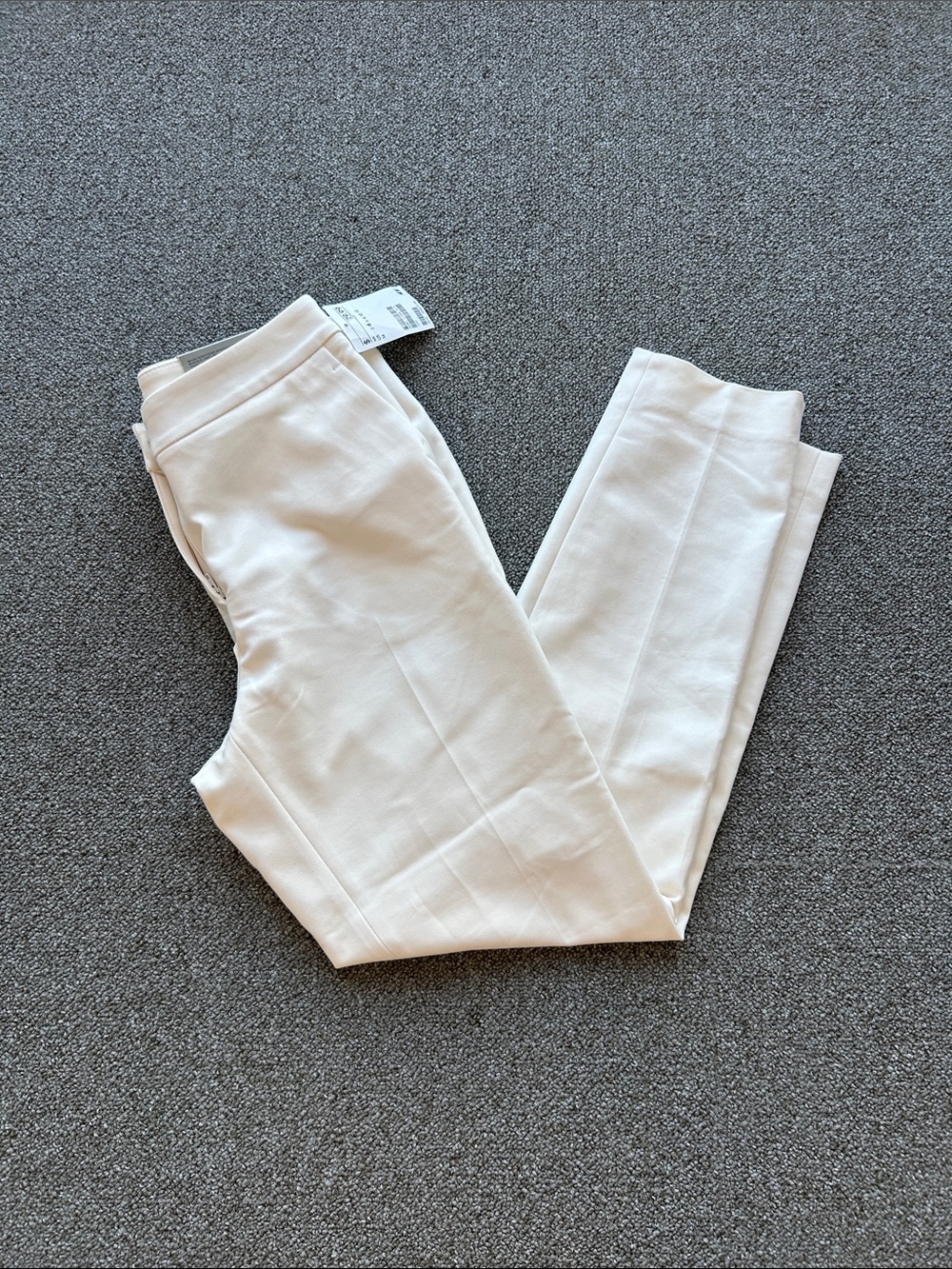 NWT H&M Cream Ponte Knit Ankle Pants Size - 4